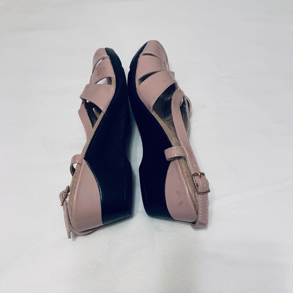 Soft Style blush and black wedges size 8.5 narrow - Picture 6 of 12